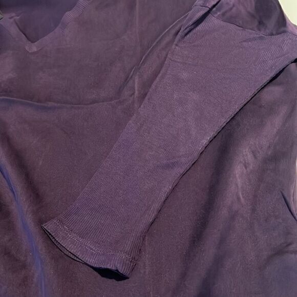 Chaser Plum Silk Cold Shoulder Long Sleeve V Neck Top Size M NWT - Picture 8 of 12